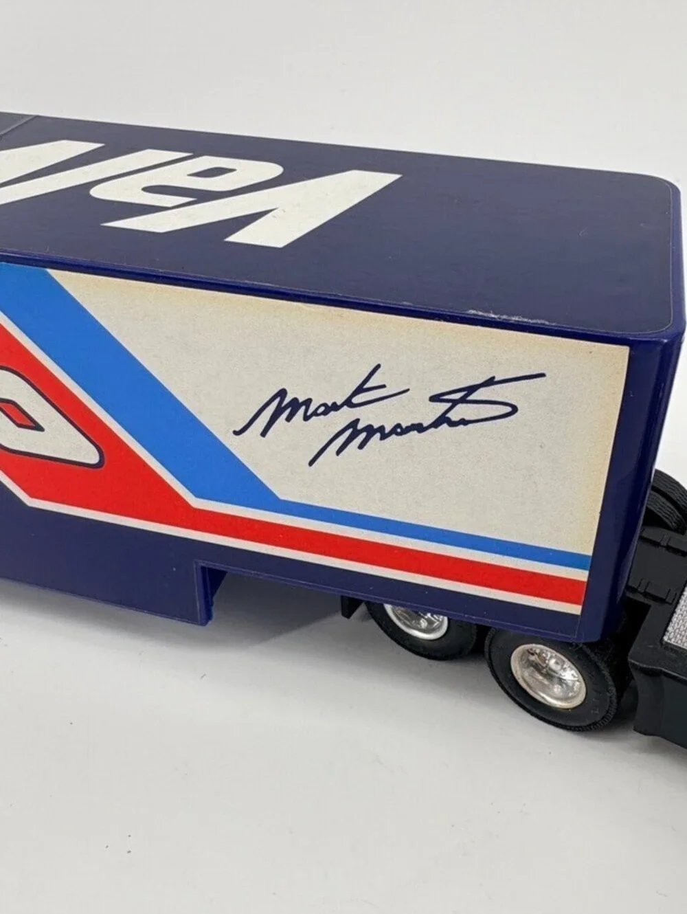 Vintage '92 Racing Champions Mark Martin/Roush Racing Tractor & Trailer See Desc